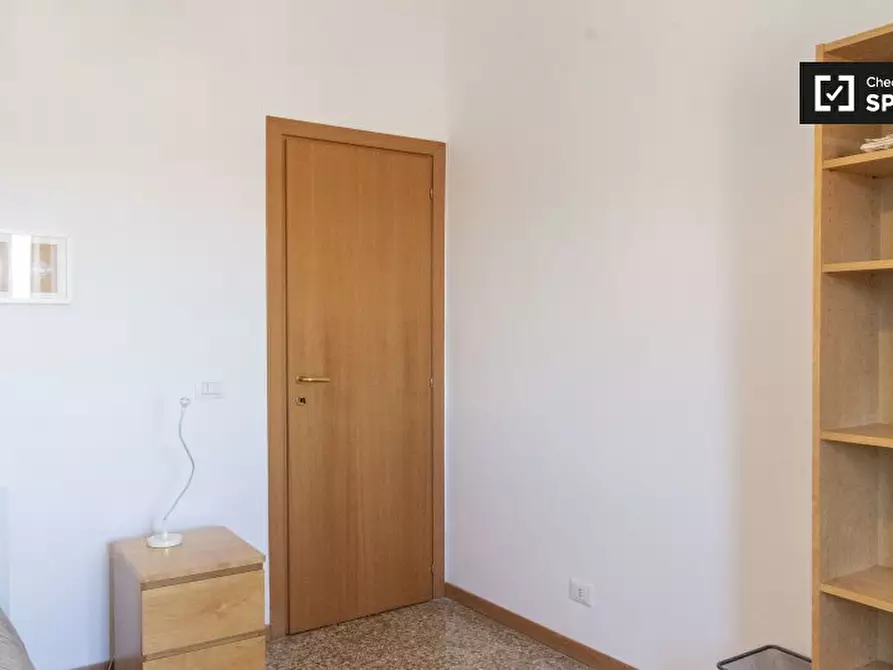 Immagine 3 di Camera condivisa in affitto  in Via Portuense a Roma