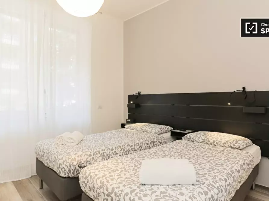 Immagine 18 di Appartamento in affitto  in Via Negroli, 20133 Milano MI, Italy a Milano