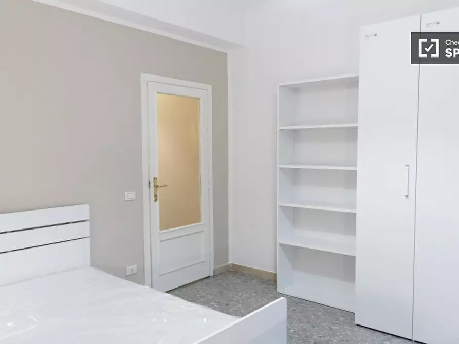 Immagine 3 di Camera condivisa in affitto  in Via Val d'Aosta a Roma