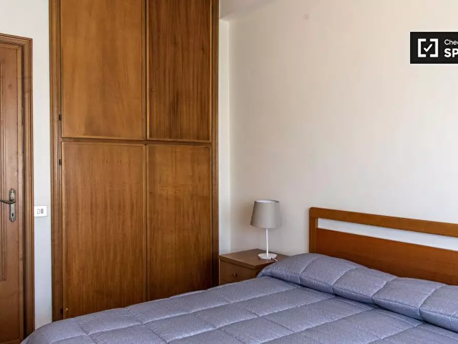 Immagine 14 di Appartamento in affitto  in Via Ildebrando Vivanti a Roma