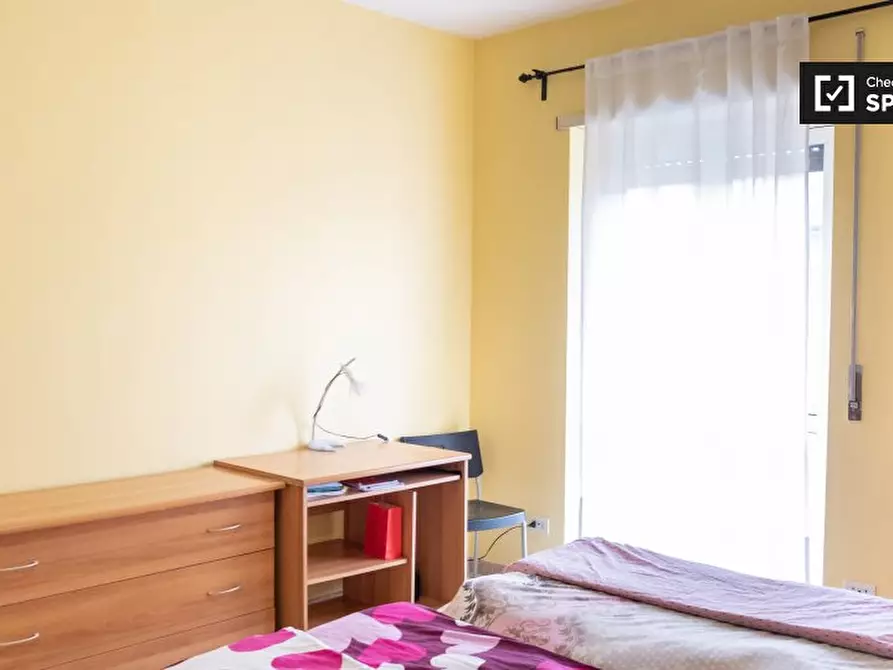 Immagine 2 di Camera condivisa in affitto  in Via Tiburtina a Roma