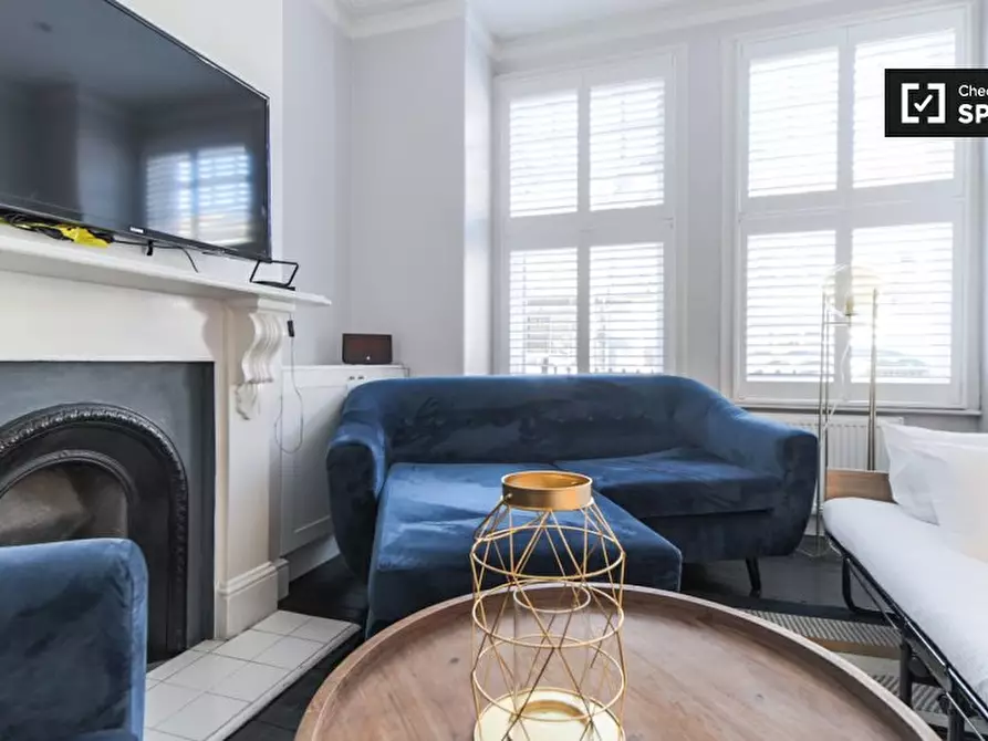 Immagine 7 di Appartamento in affitto  in a Queenstown Road a Lambeth