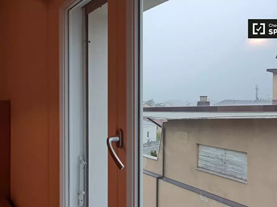 Immagine 18 di Camera condivisa in affitto  in Via Fratelli Perini a Trento