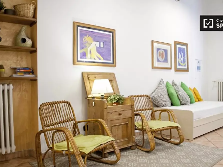 Immagine 2 di Appartamento in affitto  in Via di S. Martino Ai Monti a Roma