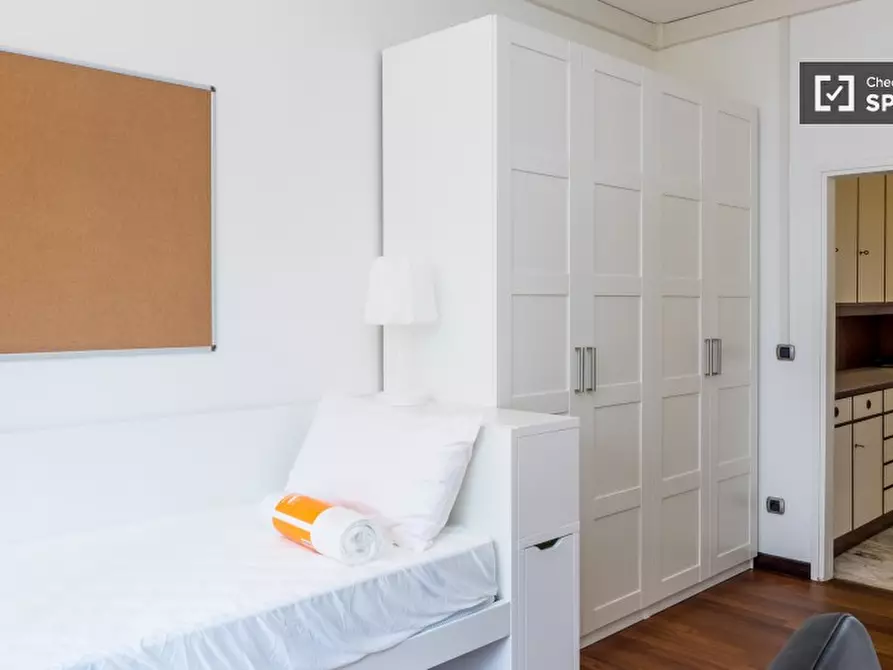 Immagine 10 di Camera condivisa in affitto  in Via Privata Marciano a Milano