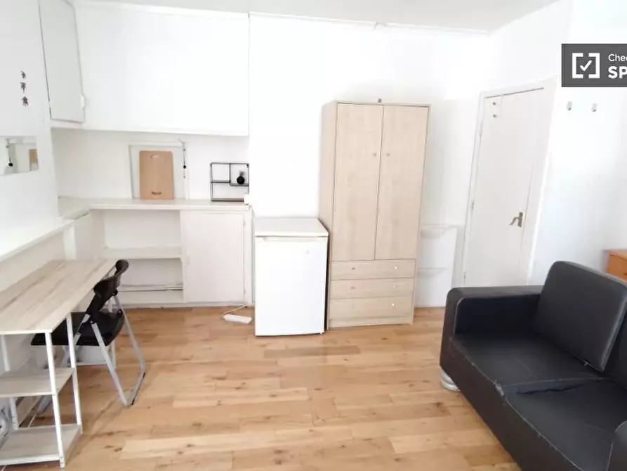 Immagine 18 di Camera condivisa in affitto  in Tildesley Road a Wandsworth