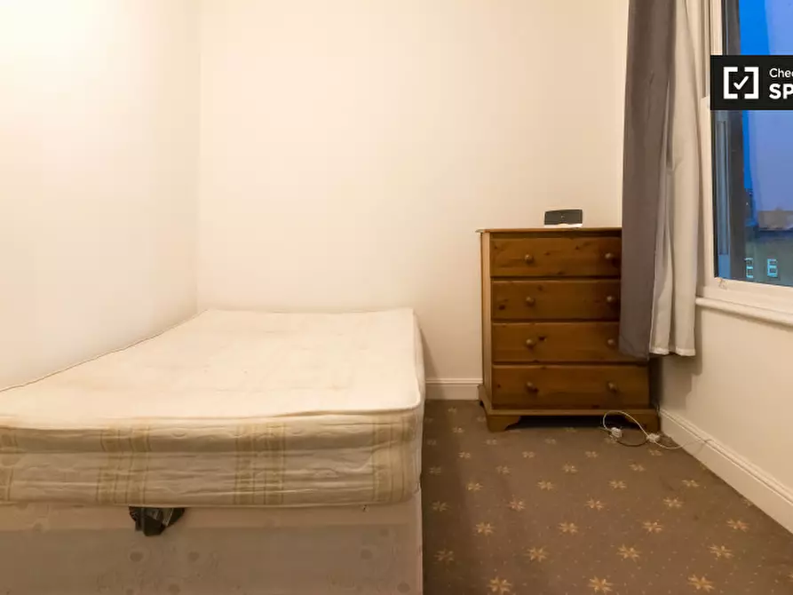 Immagine 3 di Appartamento in affitto  in Bethnal Green Road a Poplar