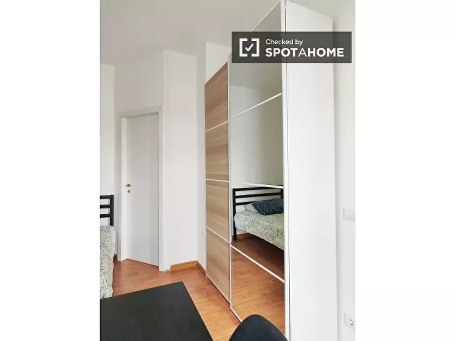 Immagine 4 di Camera condivisa in affitto  in Corso Lodi a Milano
