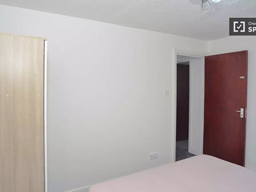 Immagine 16 di Appartamento in affitto  in A Tangmere Way a Brent