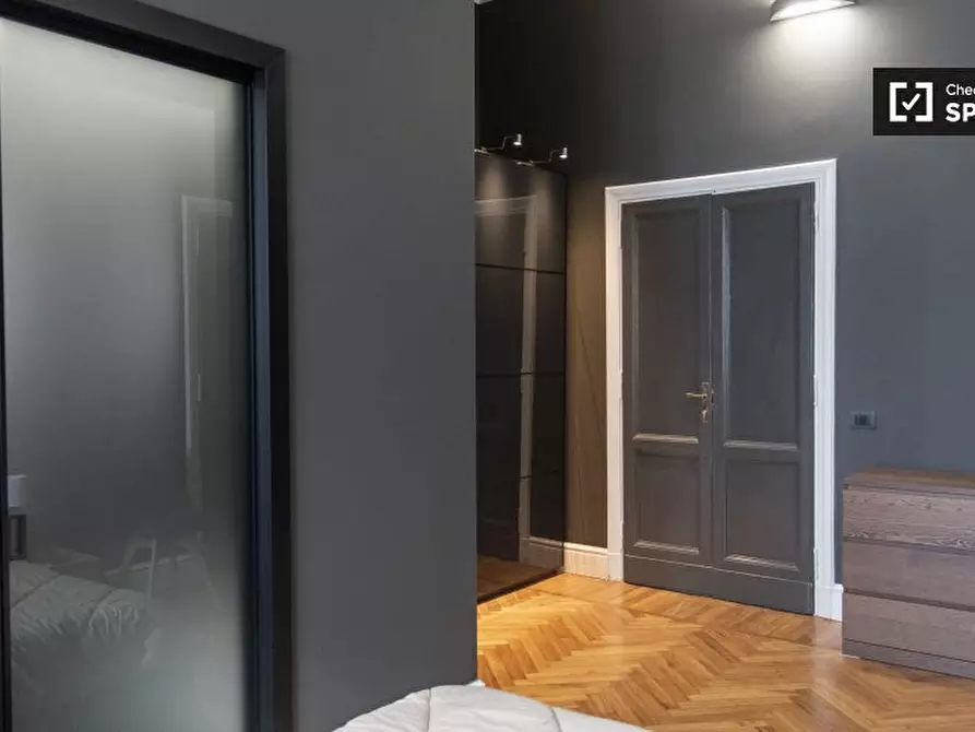 Immagine 4 di Camera condivisa in affitto  in Via Lima a Roma