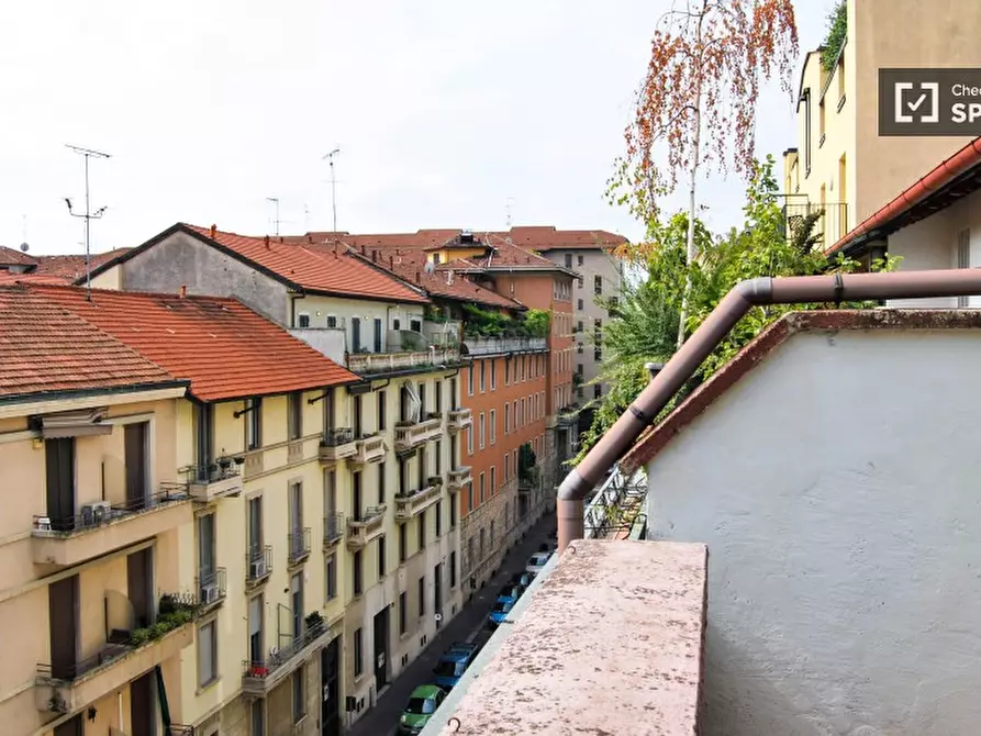 Immagine 5 di Camera condivisa in affitto  in via Macchi a Milano