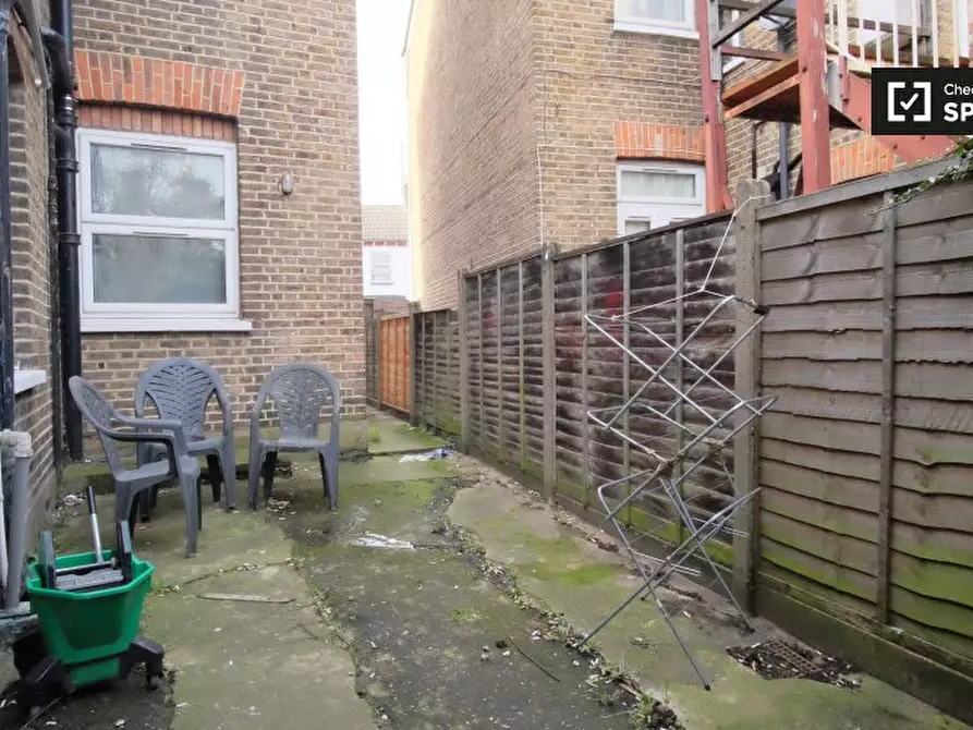 Immagine 18 di Camera condivisa in affitto  in Hornsey Park Road a Tottenham
