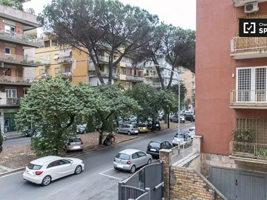 Immagine 6 di Camera condivisa in affitto  in Via Giulio Aristide Sartorio, 00147 Roma RM, Italy a Roma