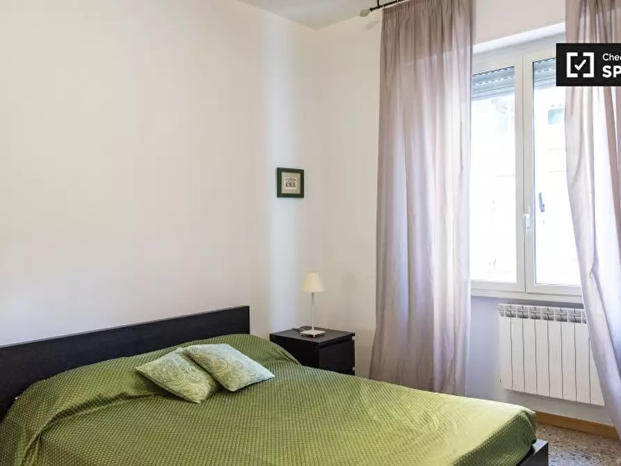 Immagine 4 di Camera condivisa in affitto  in Via Portuense a Roma