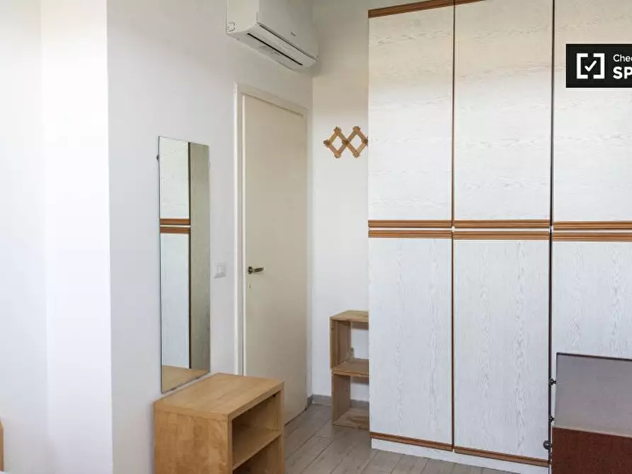 Immagine 4 di Appartamento in affitto  in Via Novacella a Roma