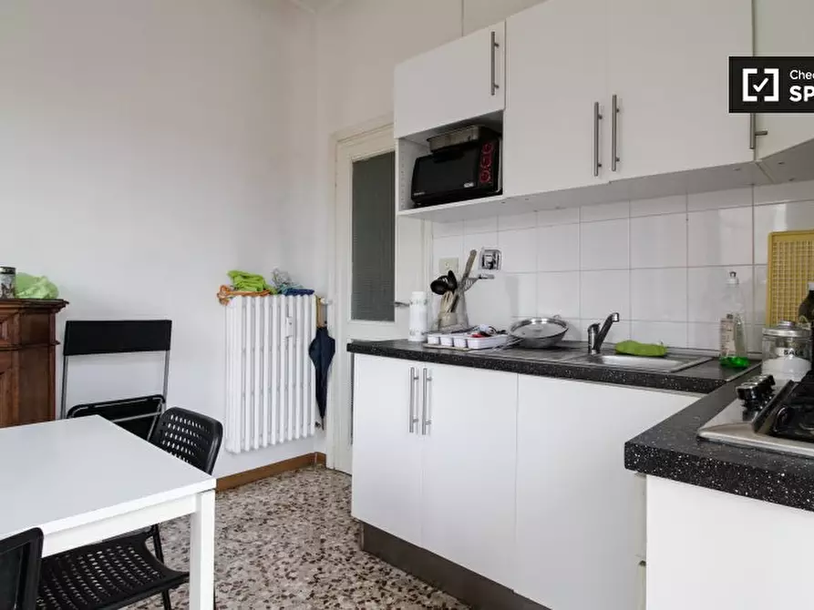 Immagine 8 di Camera condivisa in affitto  in Corso S. Maurizio a Torino