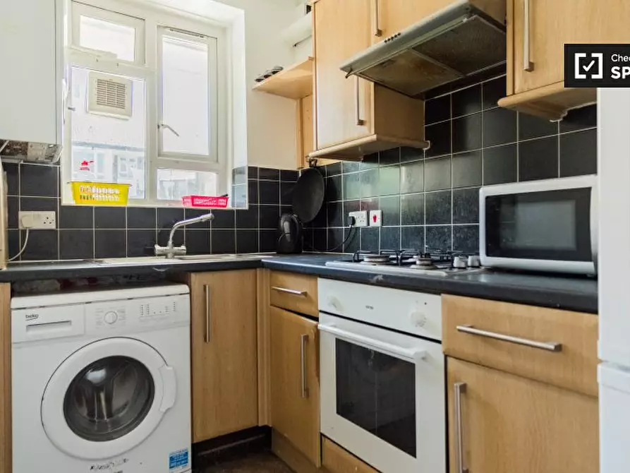 Immagine 5 di Camera condivisa in affitto  in Robert Owen House a Hammersmith