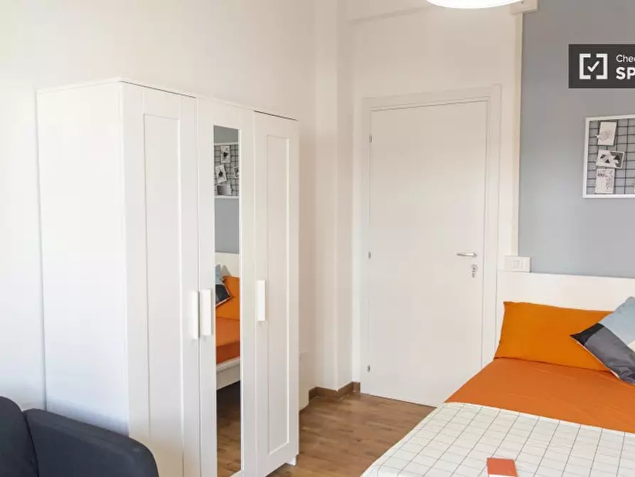 Immagine 3 di Camera condivisa in affitto  in Lungotevere di Pietra Papa a Roma