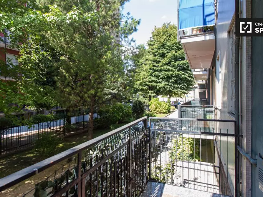 Immagine 8 di Camera condivisa in affitto  in Via Mincio a Milano