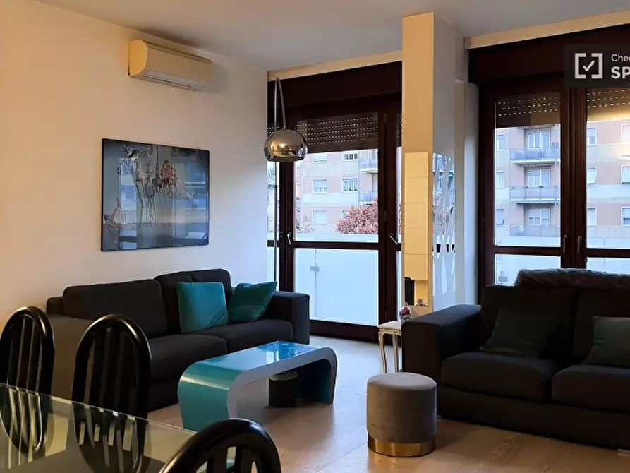 Immagine 1 di Appartamento in affitto  in Viale Campania a Milano