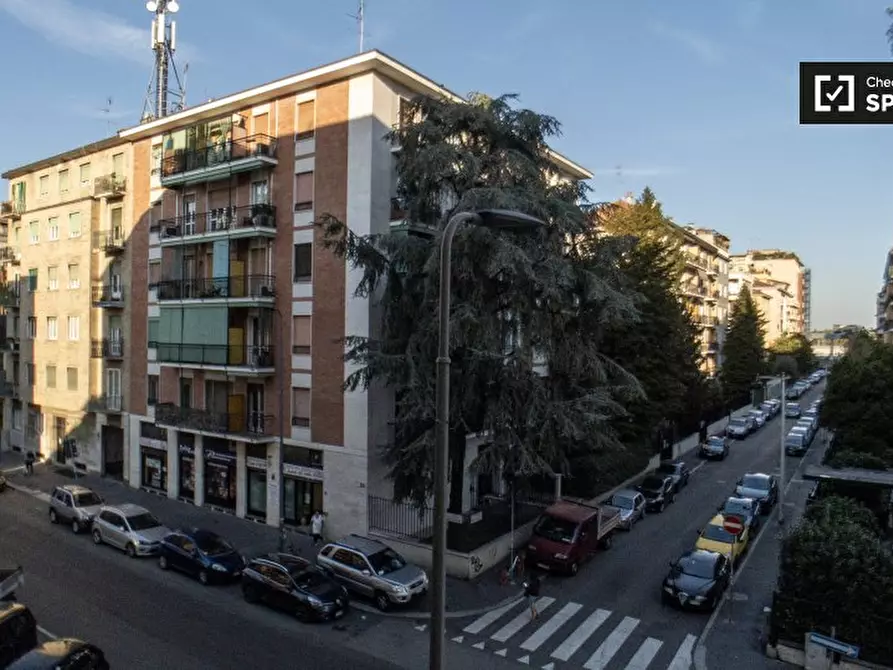 Immagine 6 di Camera condivisa in affitto  in Via Negroli a Milano