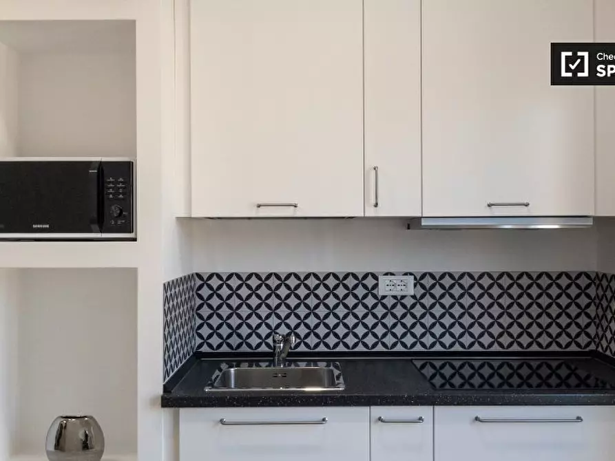 Immagine 11 di Appartamento in affitto  in Via Rutilia a Milano