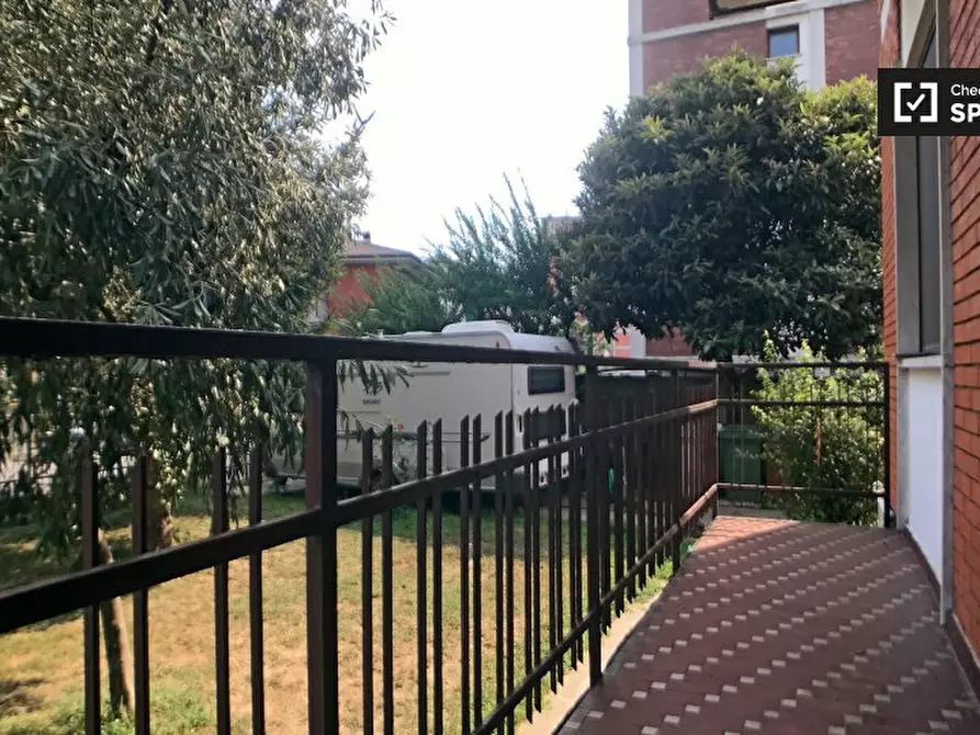 Immagine 15 di Appartamento in affitto  in Via Enrico Caruso a Baranzate