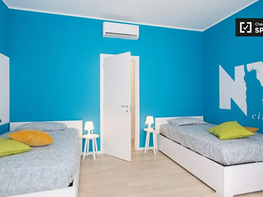 Immagine 19 di Camera condivisa in affitto  in Via Mincio a Milano