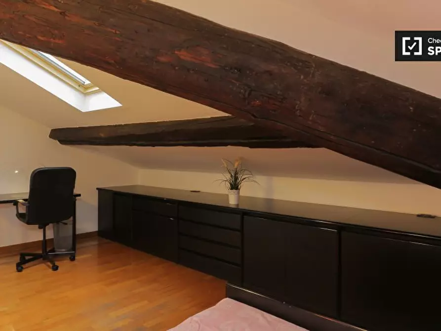 Immagine 2 di Camera condivisa in affitto  in Via Giuseppe Broggi, 20129 Milano MI, Italy a Milano