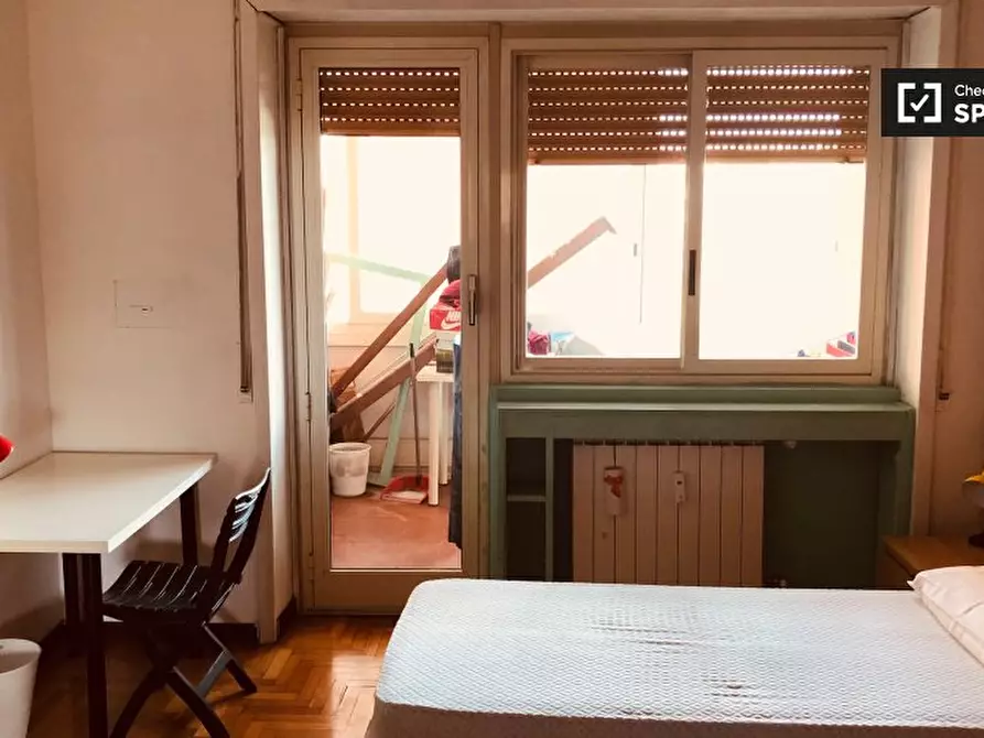 Immagine 8 di Camera condivisa in affitto  in Via Gregorio Ricci Curbastro, 00149 Roma RM, Italy a Roma