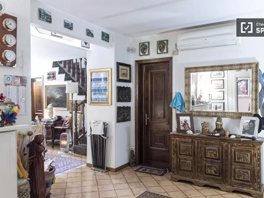 Immagine 13 di Camera condivisa in affitto  in Via Goffredo Mameli a Roma