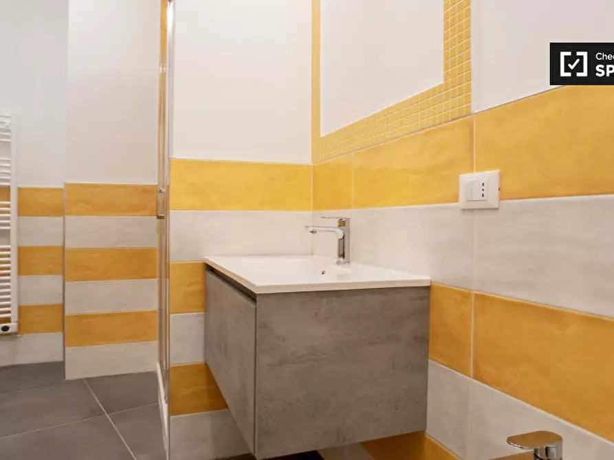 Immagine 19 di Camera condivisa in affitto  in Via Siusi a Milano