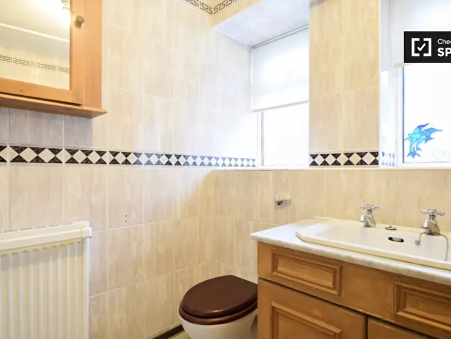 Immagine 8 di Camera condivisa in affitto  in Lebanon Gardens a Wandsworth