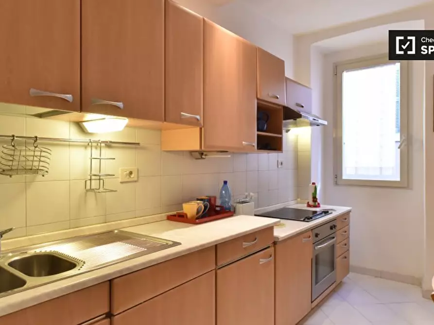 Immagine 6 di Appartamento in affitto  in Via dei Gigli d'Oro a Roma