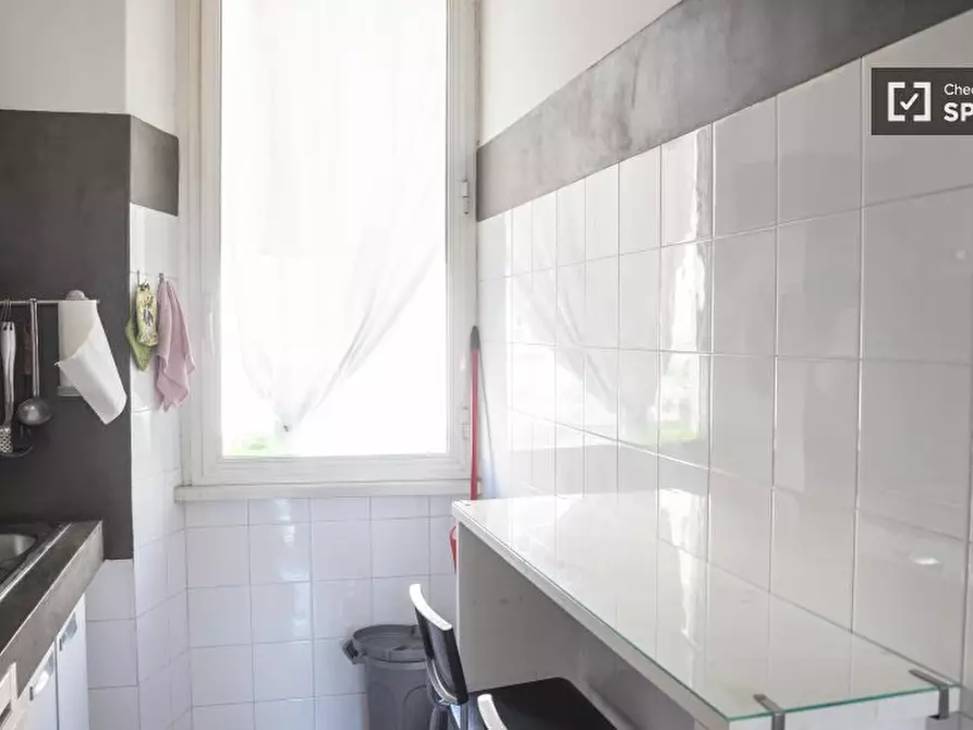 Immagine 11 di Appartamento in affitto  in Via Giovanni da Castel Bolognese a Roma