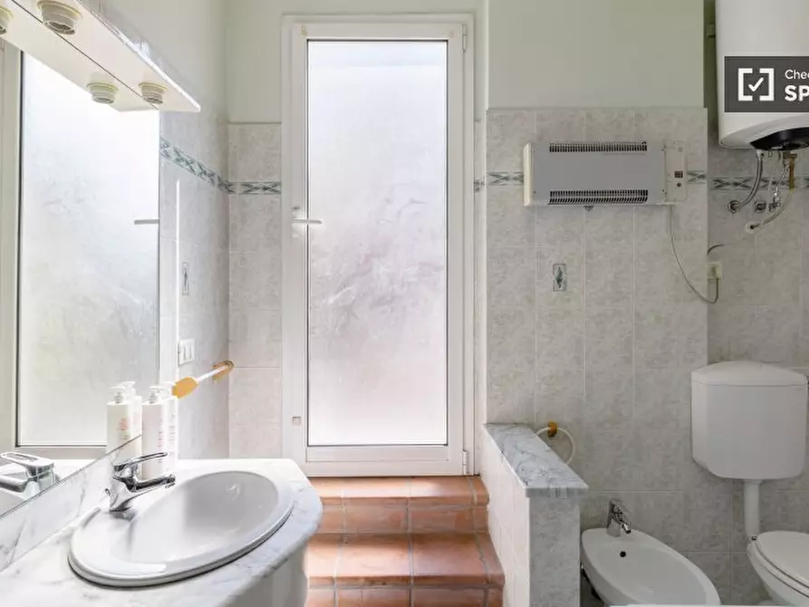 Immagine 13 di Ufficio in affitto  in Via Monaldo Calari a Bologna