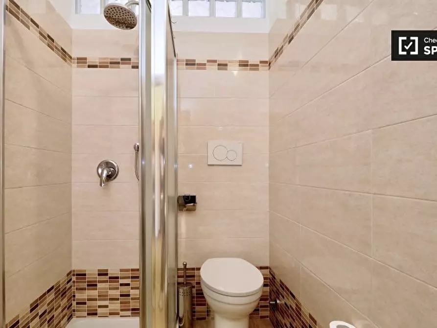 Immagine 15 di Camera condivisa in affitto  in Viale Renato Serra a Milano