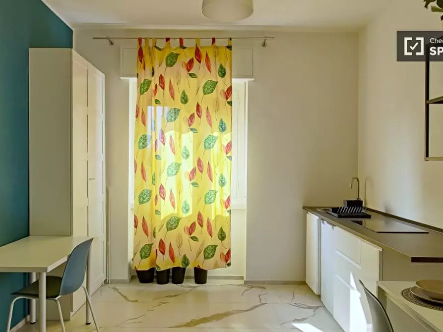 Immagine 9 di Camera condivisa in affitto  in Via delle Forze Armate a Milano