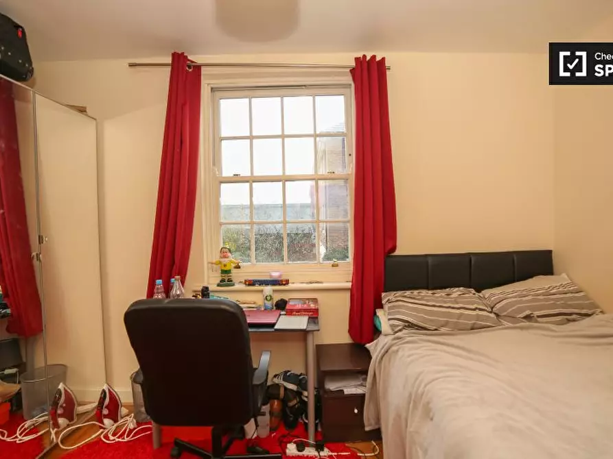 Immagine 18 di Camera condivisa in affitto  in Hastings St a Eltham