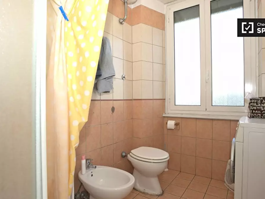 Immagine 13 di Camera condivisa in affitto  in Via Federico Ozanam a Roma