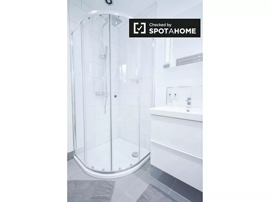 Immagine 10 di Appartamento in affitto  in Portway, London a Stratford