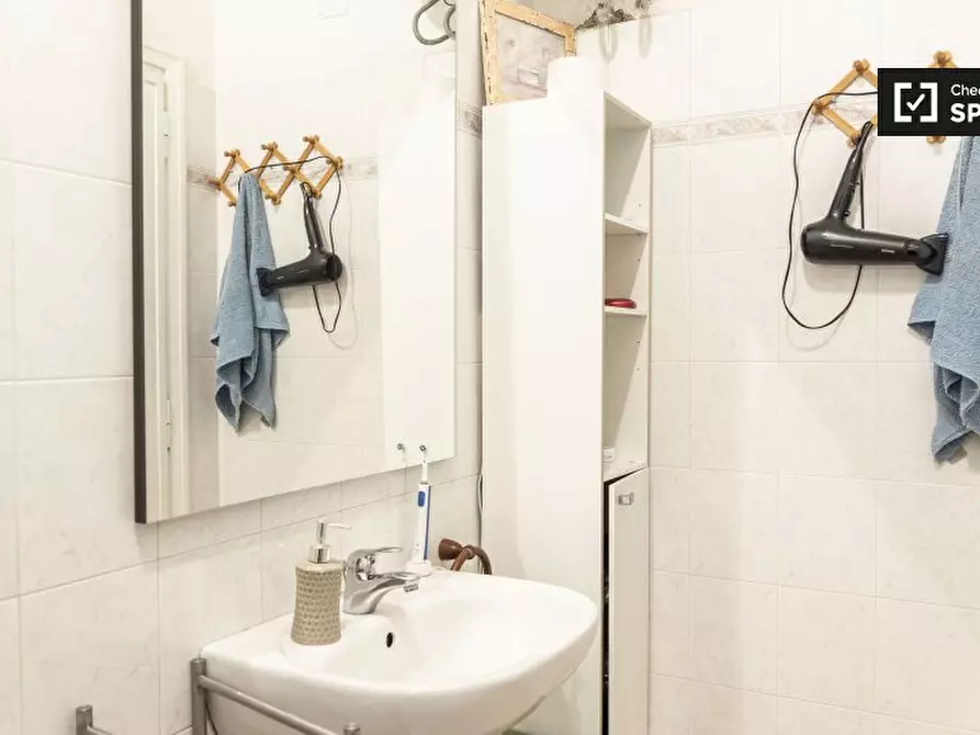 Immagine 14 di Appartamento in affitto  in Viale Giovanni Battista Valente a Roma