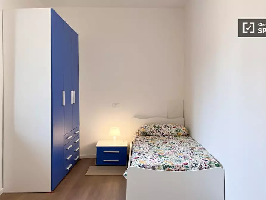 Immagine 3 di Camera condivisa in affitto  in Via Comune Antico a Milano