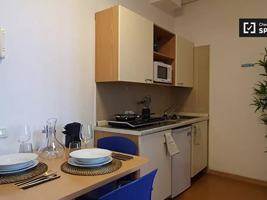 Immagine 8 di Camera condivisa in affitto  in Via Anton Giulio Barrili a Milano