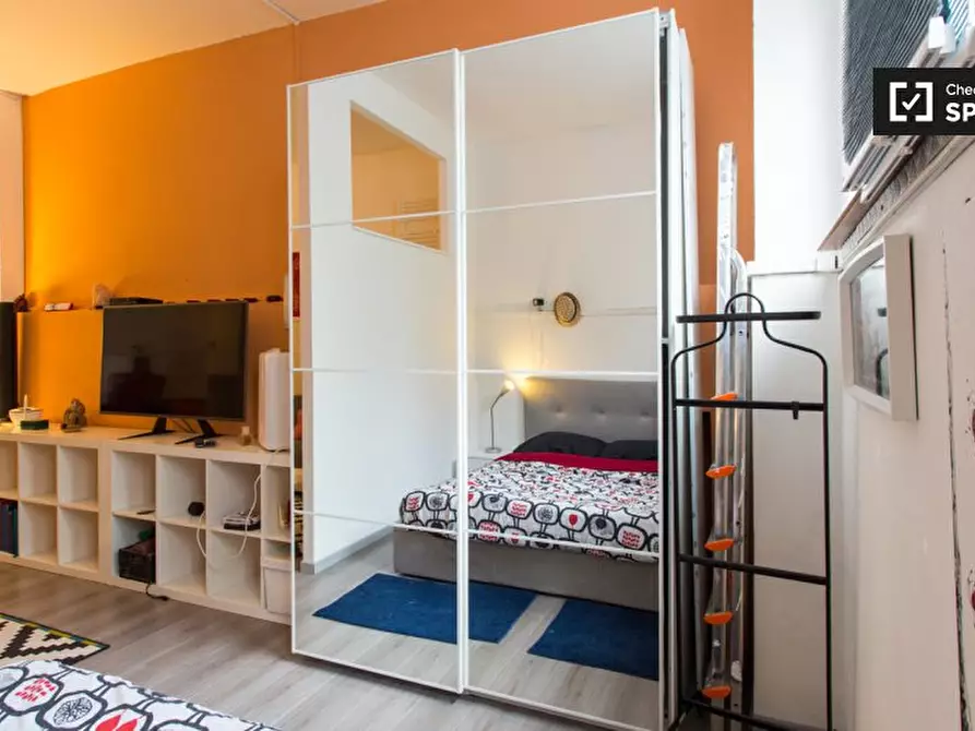 Immagine 11 di Ufficio in affitto  in Via Ronchi a Milano