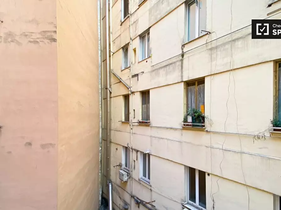 Immagine 5 di Camera condivisa in affitto  in Piazza Vittorio Emanuele II a Roma