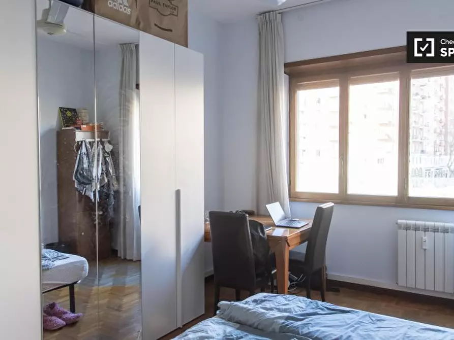 Immagine 6 di Camera condivisa in affitto  in Via Siria a Roma