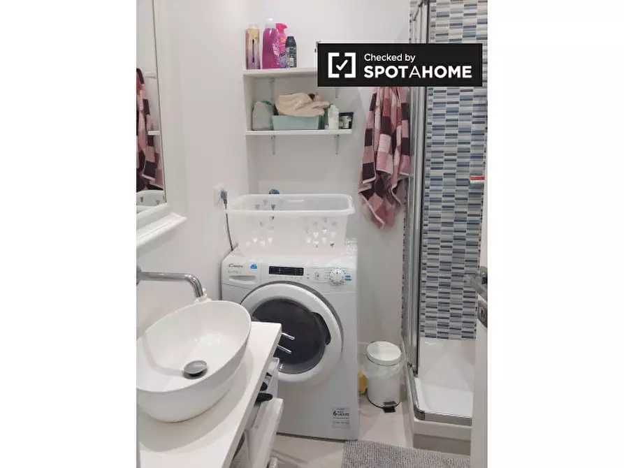 Immagine 8 di Appartamento in affitto  in Via Verona a Milano