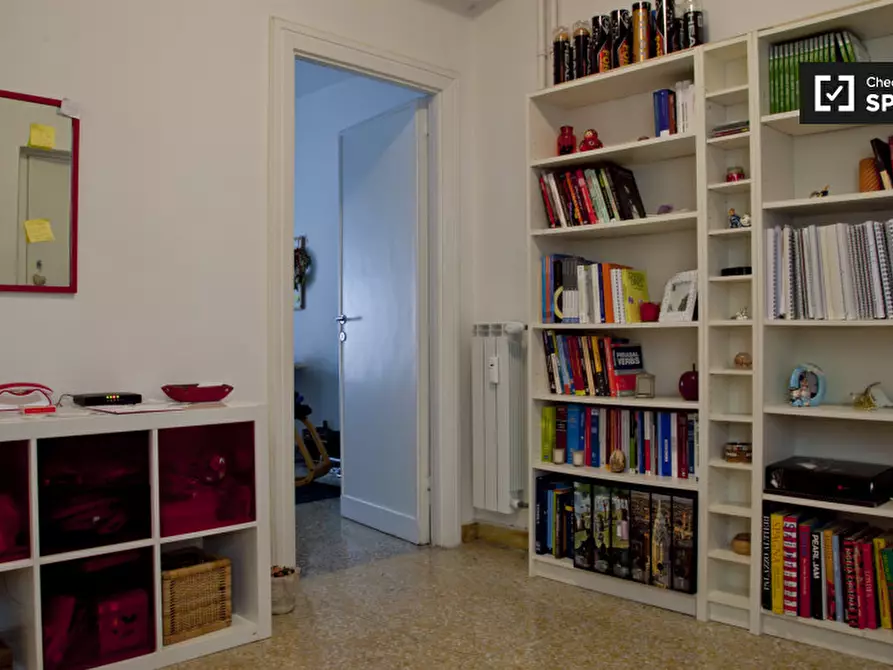 Immagine 9 di Camera condivisa in affitto  in Via Bolzano a Roma