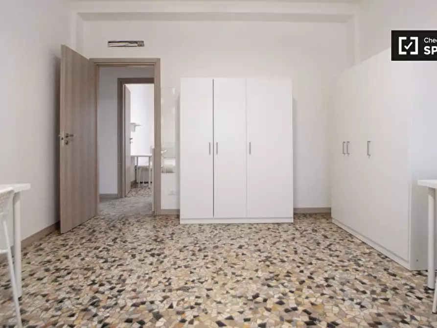 Immagine 19 di Camera condivisa in affitto  in Via Rutilia a Milano